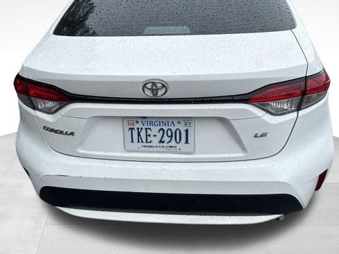 Used 2022 Toyota Corolla LE FWD image 4