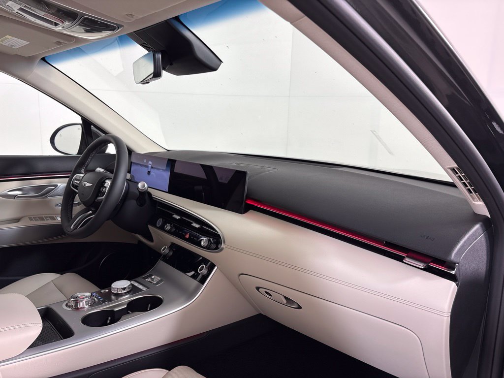 New 2027 Genesis GV70 2.5T Select AWD/4WD image 13