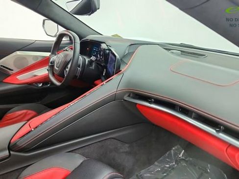 Used 2023 Chevrolet Corvette Stingray Premium Cpe w/ Z51 Performance Package image 21