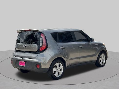 Used 2018 Kia Soul w/ Convenience Package FWD image 5