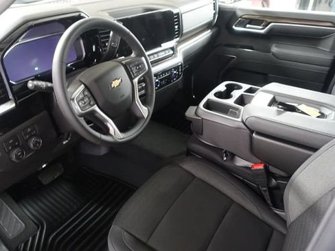 Used 2026 Chevrolet Silverado 1500 LT AWD/4WD image 10