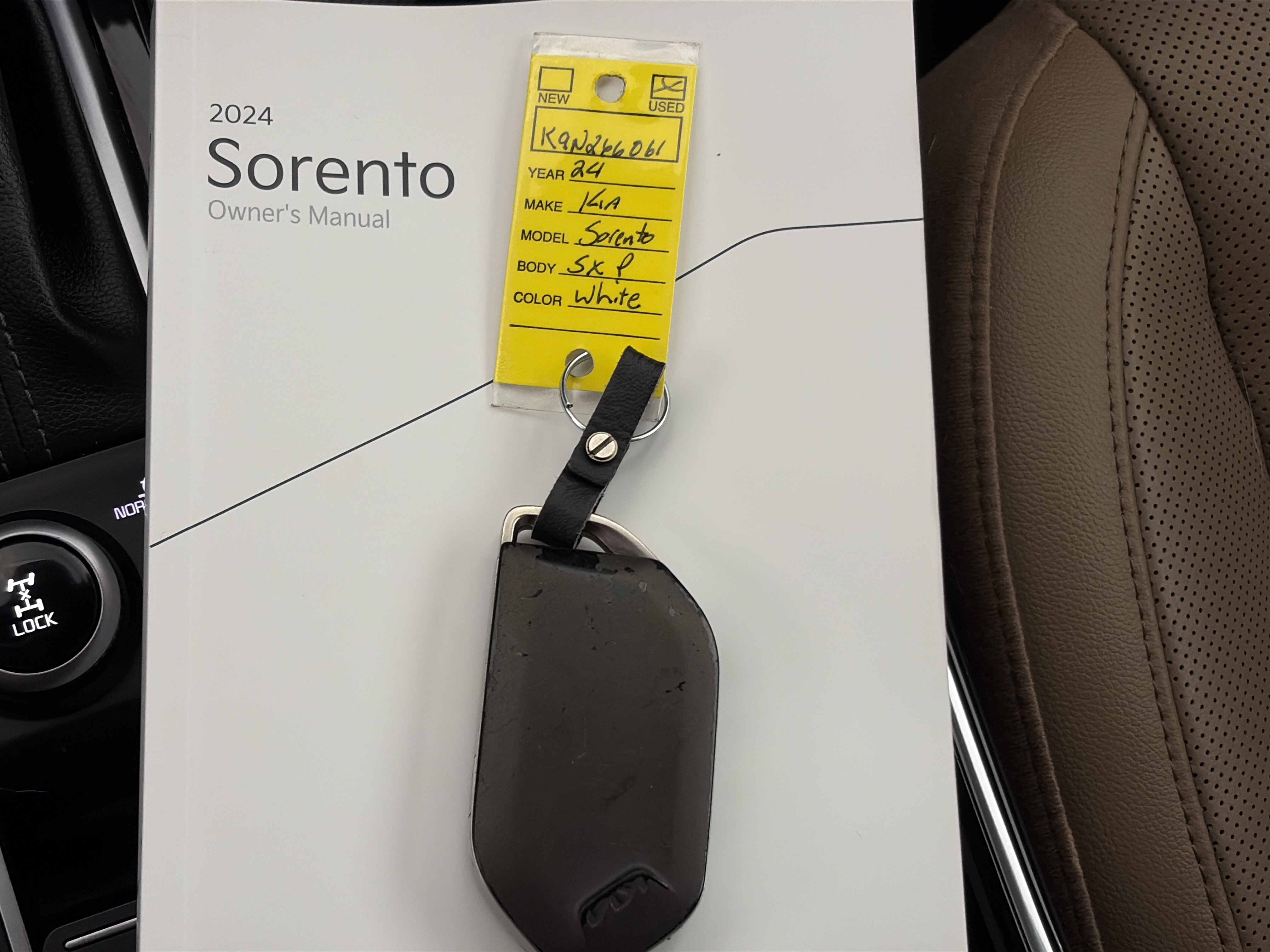 Certified 2024 Kia Sorento SX Prestige w/ Olive Brown Leather Package AWD/4WD image 42