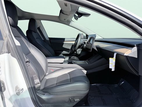 Used 2021 Tesla Model 3 Long Range image 45