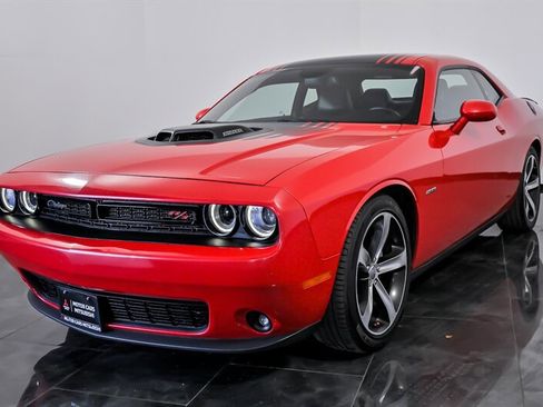 Used 2016 Dodge Challenger R/T Plus image 5