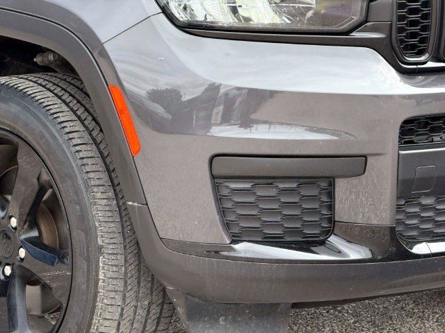 Certified 2023 Jeep Grand Cherokee L Altitude AWD/4WD image 10