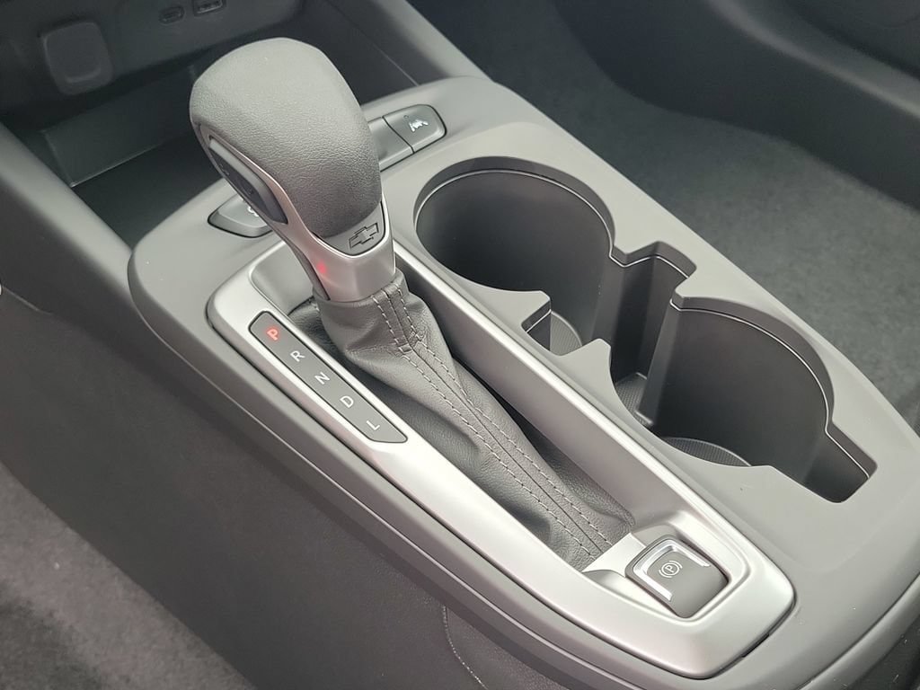 New 2026 Chevrolet Trax LS w/ LS Convenience Package FWD image 9