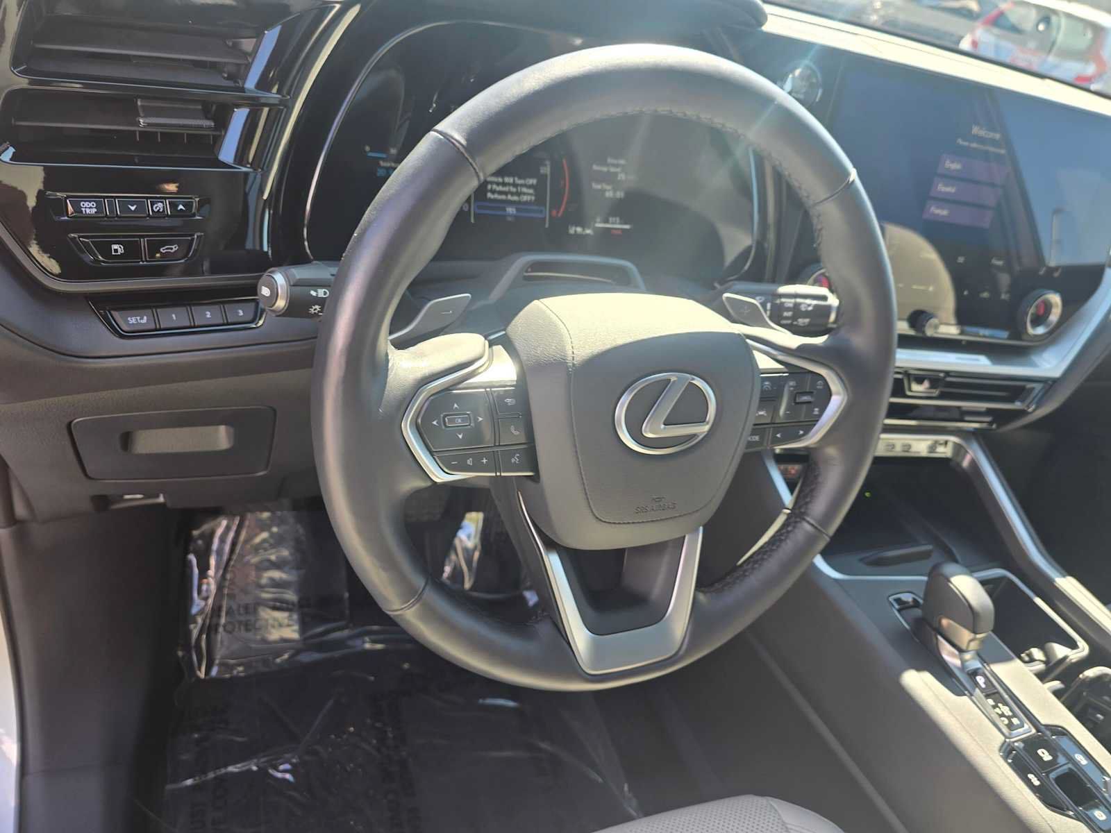 Certified 2025 Lexus TX 350 FWD w/ Technology Package image 26