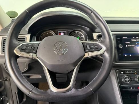 Used 2021 Volkswagen Atlas SE w/ Panoramic Sunroof Package AWD/4WD image 25