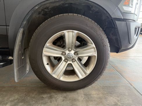 Used 2019 RAM 1500 Warlock AWD/4WD image 11