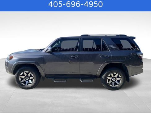 Used 2022 Toyota 4Runner TRD Off-Road image 8