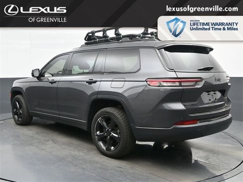 Used 2022 Jeep Grand Cherokee L Laredo image 6