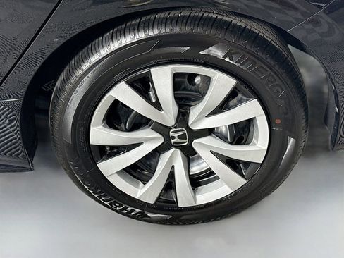 Certified 2025 Honda Civic LX image 28