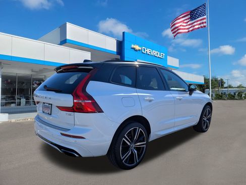 Used 2020 Volvo XC60 T5 R-Design w/ Protection Package Premier image 4