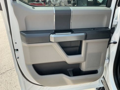 Used 2018 Ford F150 XLT w/ Trailer Tow Package AWD/4WD image 15