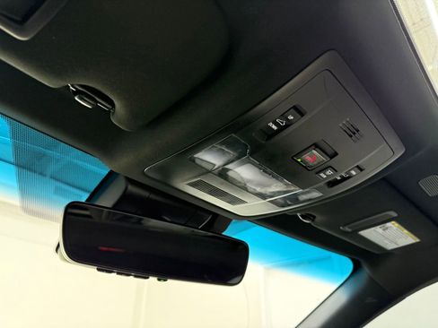 Used 2022 Lexus ES 350 F Sport image 14