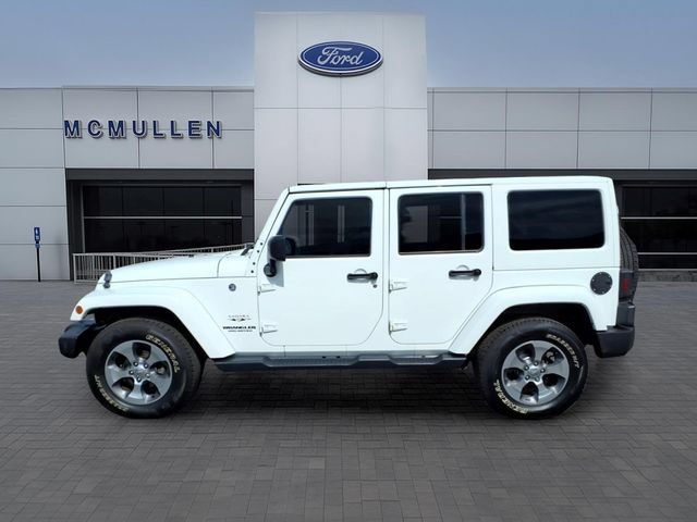 Used 2017 Jeep Wrangler Unlimited Sahara AWD/4WD image 8