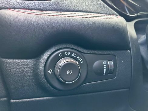 Used 2023 Dodge Durango GT AWD/4WD image 19