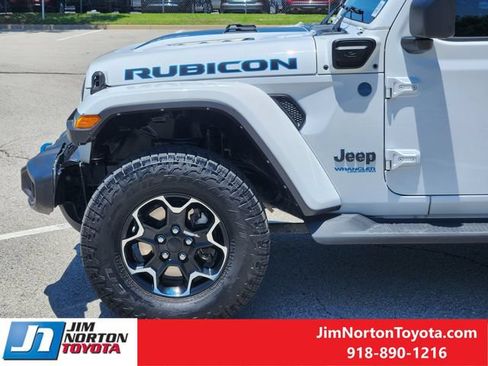 Used 2022 Jeep Wrangler Unlimited Rubicon 4xe w/ Cold Weather Group AWD/4WD image 9