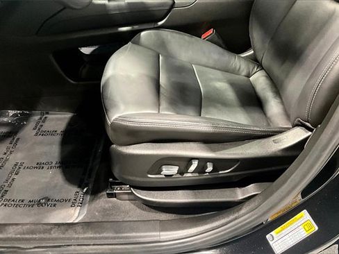 Used 2023 Cadillac XT6 Sport image 19