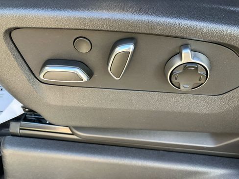 Certified 2024 GMC Sierra 1500 Denali Ultimate image 11