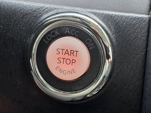 Used 2018 Nissan Armada Platinum w/ Captain Seat Package image 31