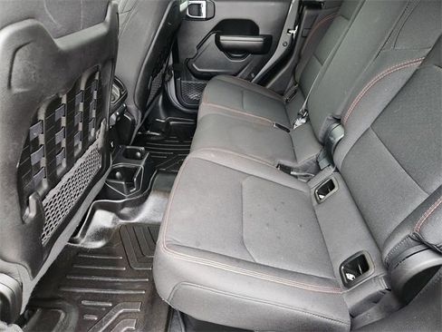 Used 2021 Jeep Gladiator Rubicon w/ Trailer Tow Package image 31