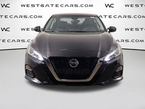 Used 2022 Nissan Altima 2.5 SR FWD image 2