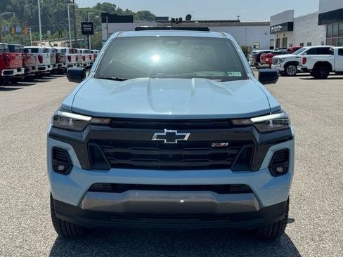 Used 2026 Chevrolet Colorado Z71 w/ Midnight Edition AWD/4WD image 9