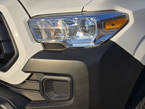 Used 2023 Toyota Tacoma SR RWD image 28