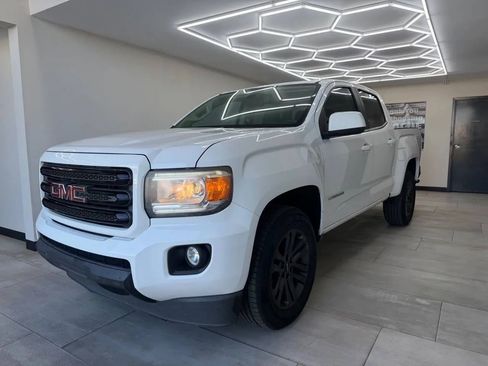 Used 2020 GMC Canyon SLE w/ Elevation Edition RWD image 3