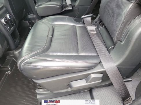 Used 2020 Ford Explorer Platinum w/ Premium Technology Package AWD/4WD image 12