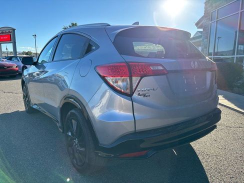 Used 2022 Honda HR-V Sport image 3