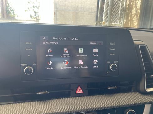 Used 2025 Kia Sportage LX FWD image 20