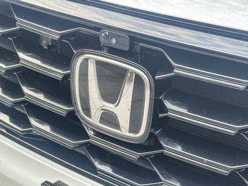 Used 2024 Honda Pilot TrailSport image 10