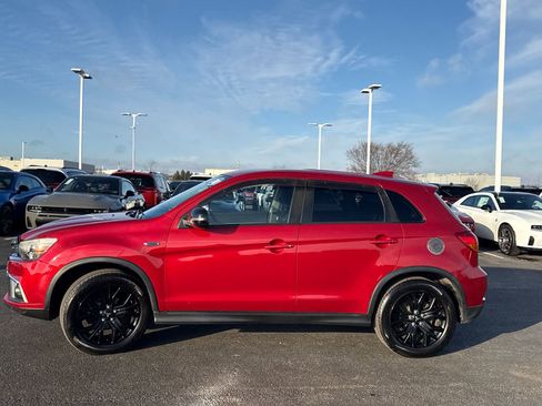Used 2018 Mitsubishi Outlander Sport LE image 6