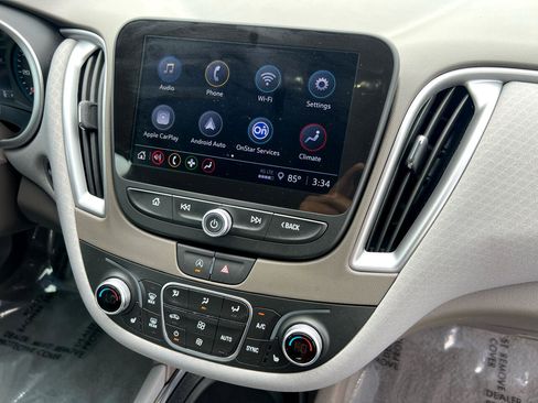 Used 2025 Chevrolet Malibu LT image 62