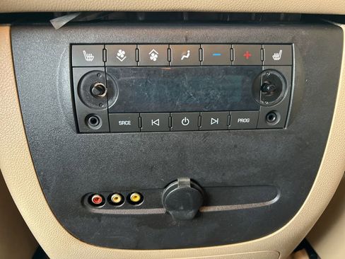 Used 2011 Chevrolet Tahoe LT image 14