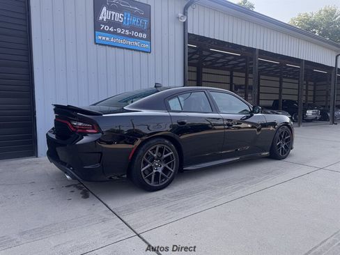Used 2019 Dodge Charger Scat Pack w/ Plus Group RWD image 10