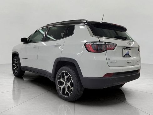 Used 2025 Jeep Compass Limited AWD/4WD image 47