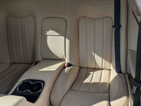 Used 2011 Maserati GranTurismo S image 18