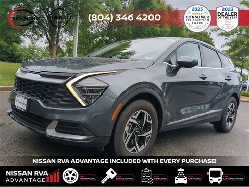 Used 2024 Kia Sportage LX image 2