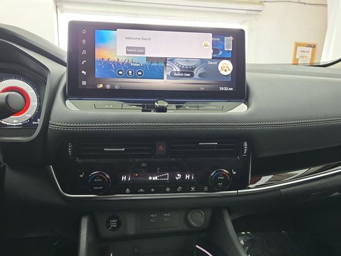 Certified 2024 Nissan Rogue SL image 20