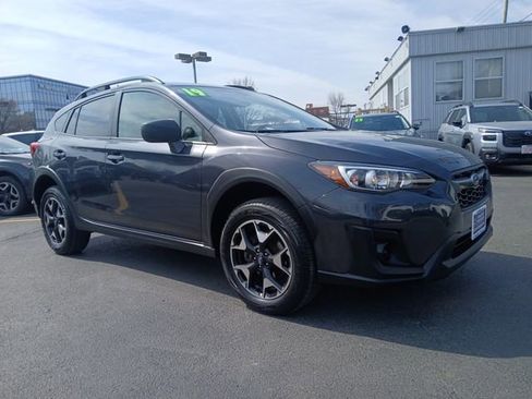 Used 2019 Subaru Crosstrek 2.0i w/ Eyesight System image 2
