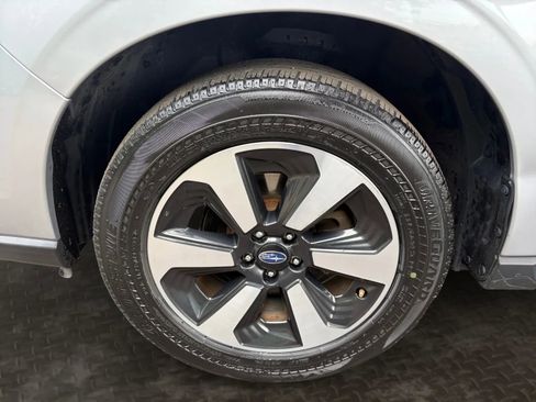 Used 2018 Subaru Forester 2.5i Premium AWD/4WD image 36