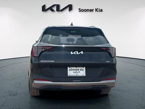 Used 2026 Kia Sportage EX w/ EX Panorama Roof Package AWD/4WD image 5