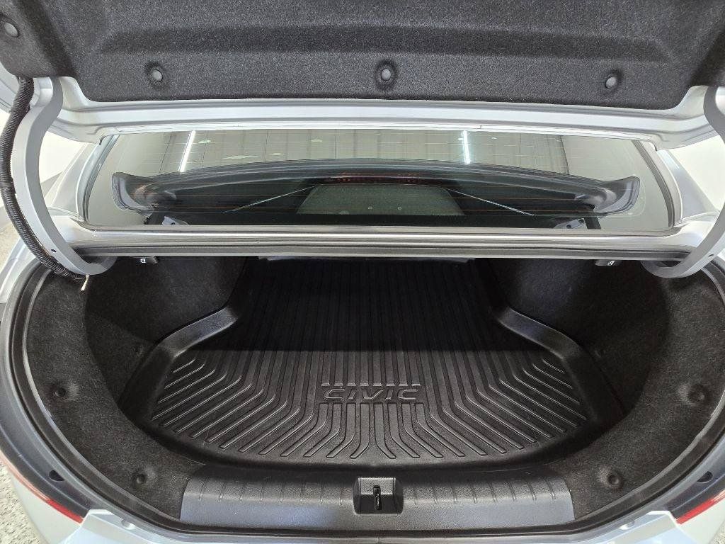 Used 2019 Honda Civic EX image 14