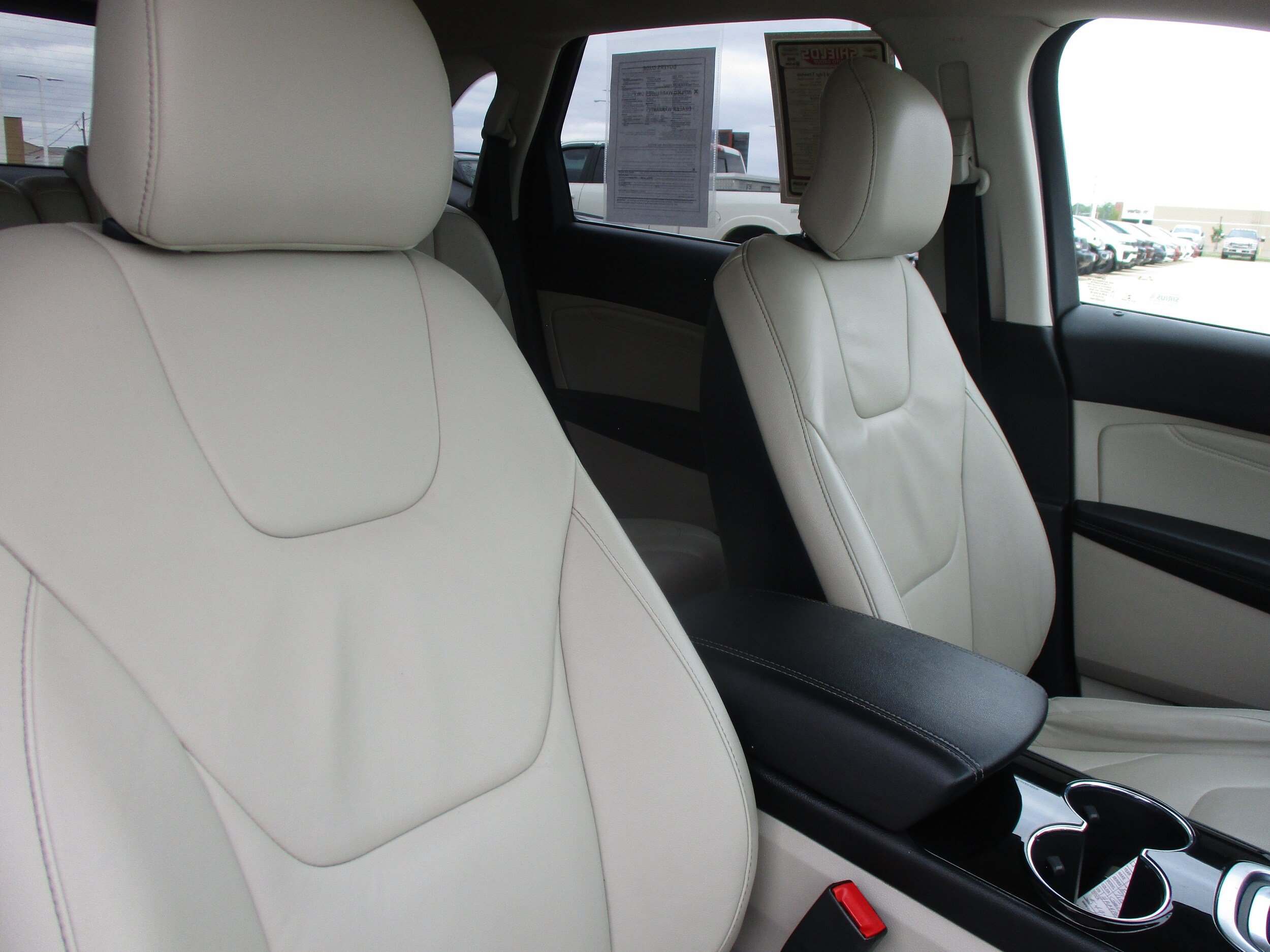 Used 2017 Ford Edge Titanium w/ Cold Weather Package FWD image 42