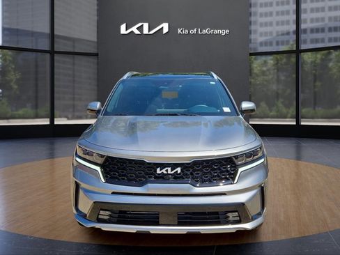 Used 2023 Kia Sorento SX Prestige image 2