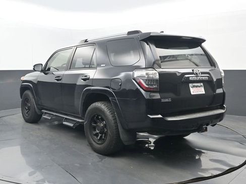 Used 2020 Toyota 4Runner SR5 Premium w/ Moonroof Package image 3