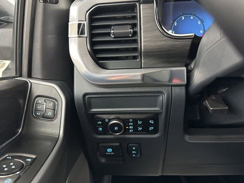 New 2025 Ford F150 Lariat w/ Equipment Group 501A Mid image 36